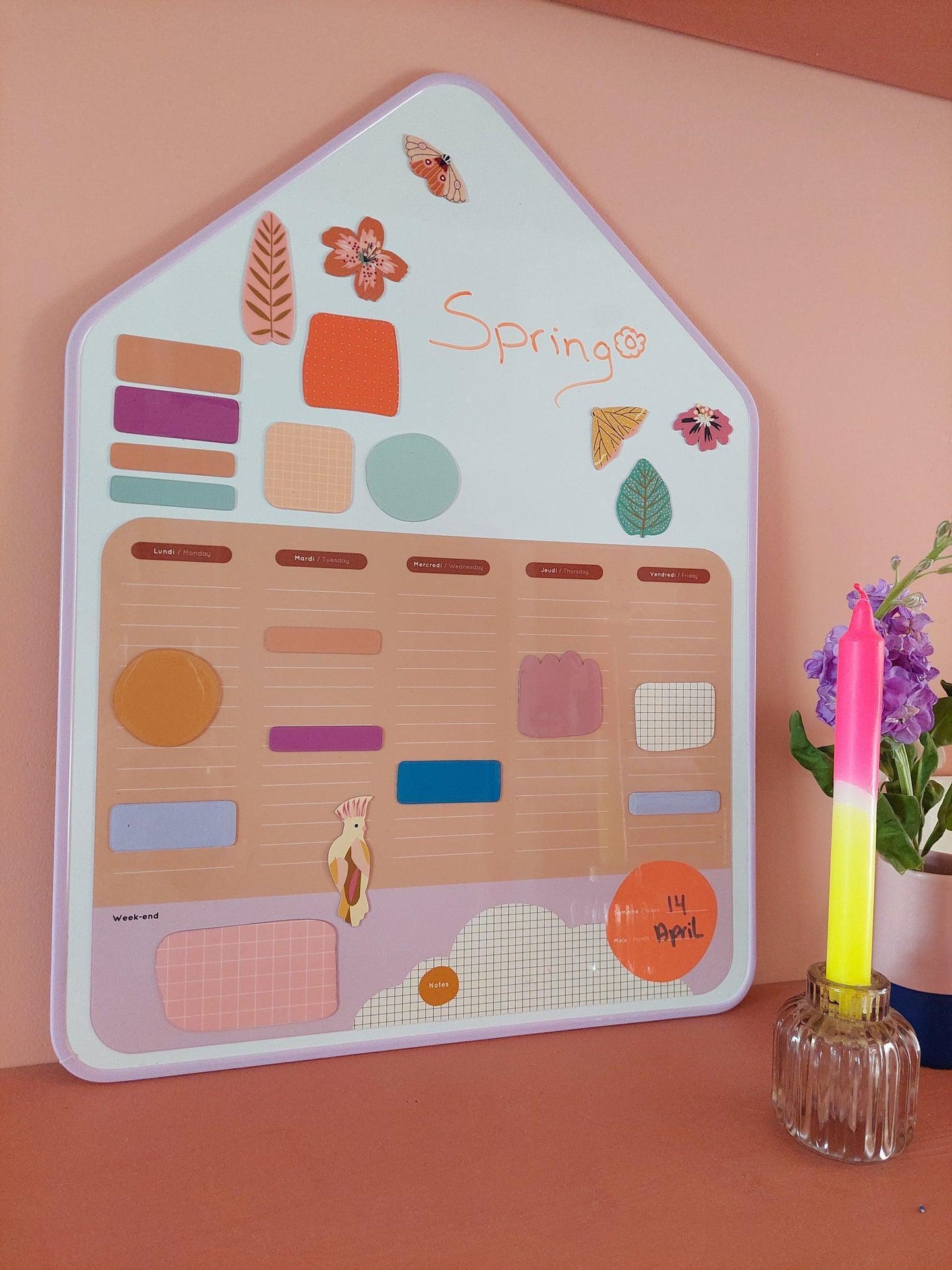 Semainier magnétique sur ardoise murale avec stickers et magnet - Ma Cabane à Rêves