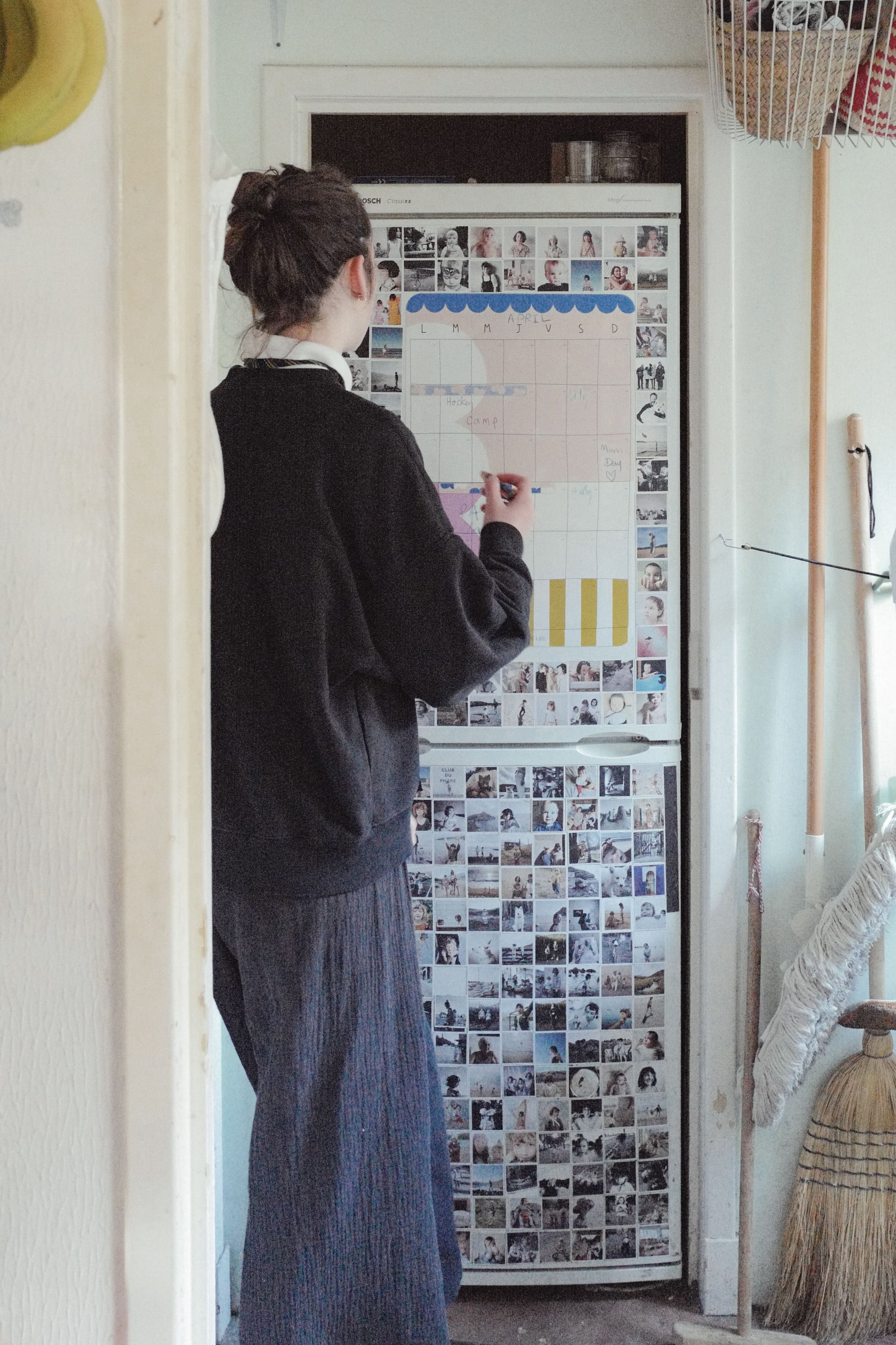 calendrier mensuel magnétique Taxi Brousse POP sur frigo