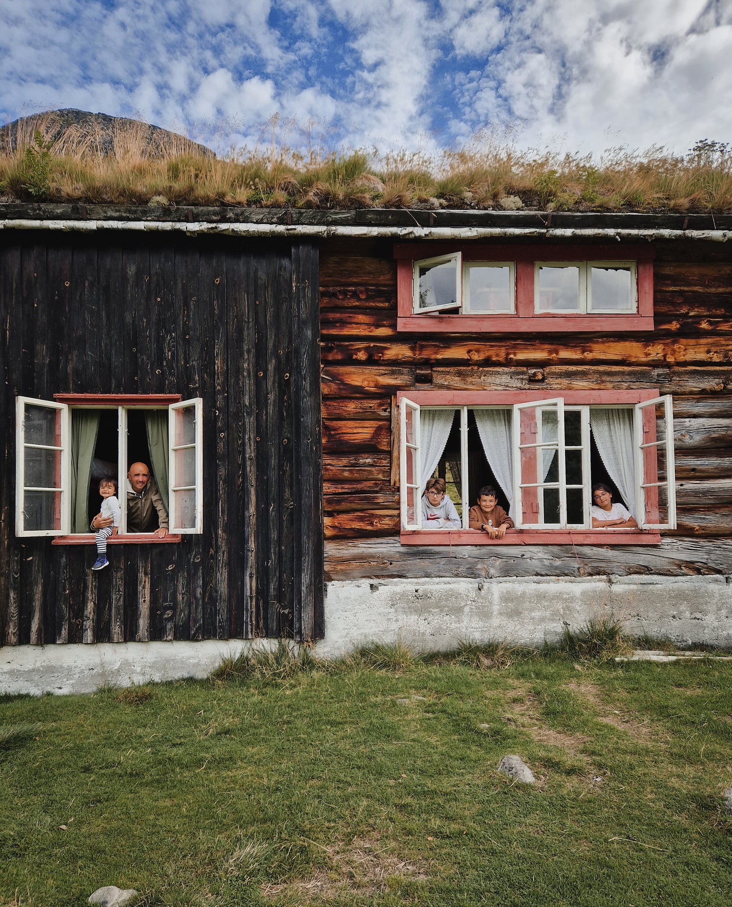 famille - maison - cabane en bois - cocon