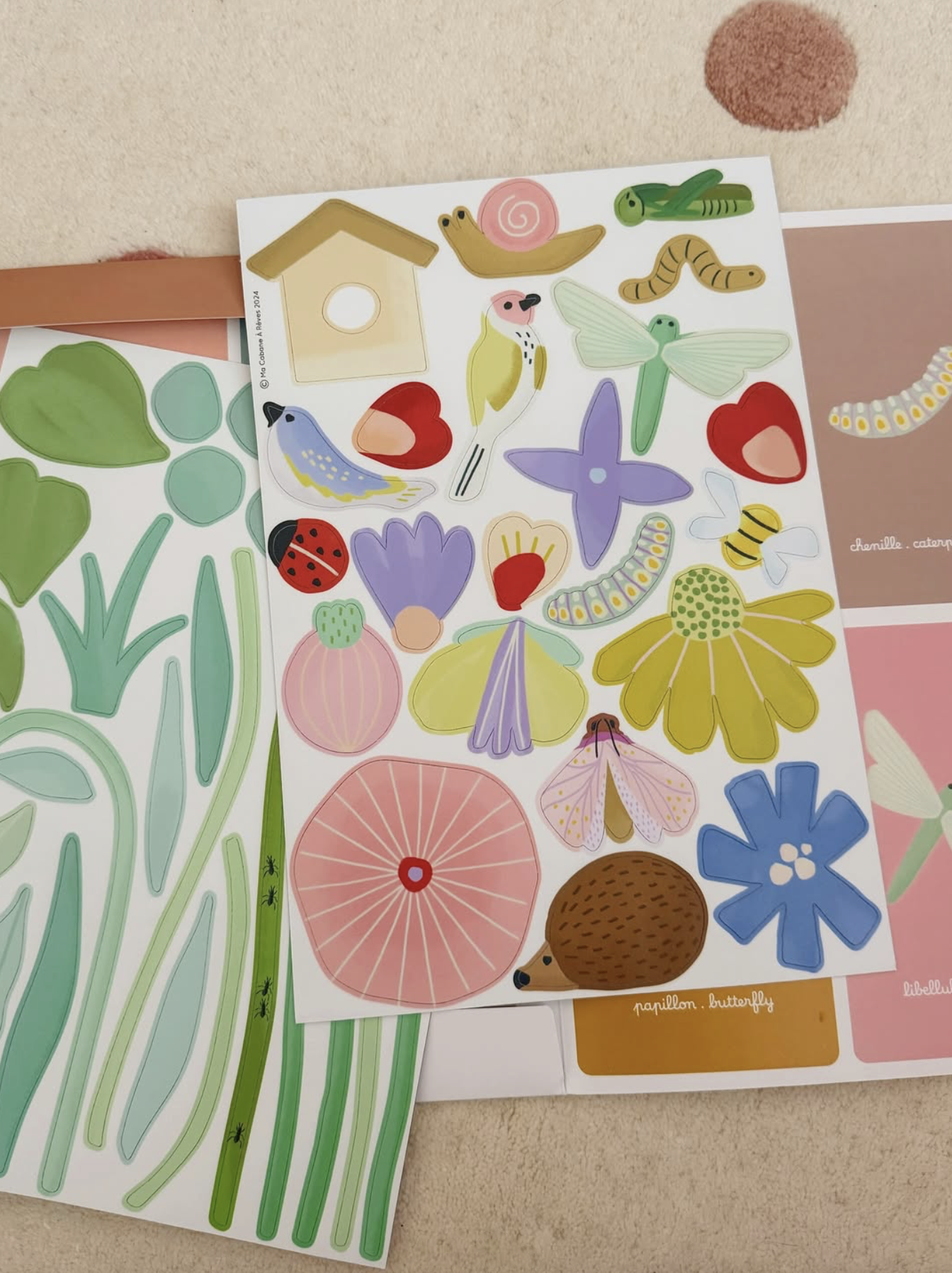 Jeu magnétique Le Jardin — fleurs et petites bêtes
