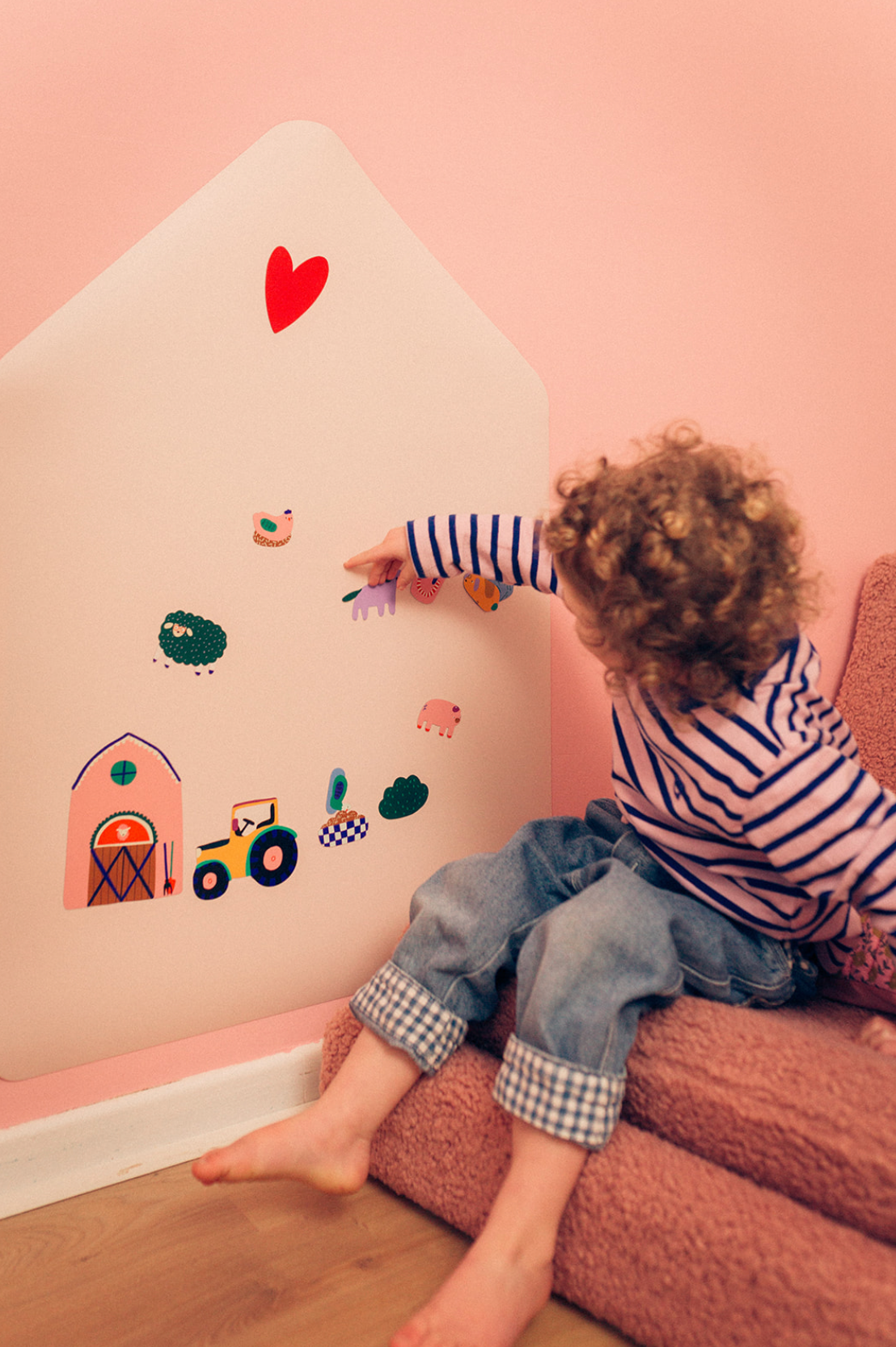 Magnetic Wall-Mounted Adhesive Board for Home – LIGHT PINK