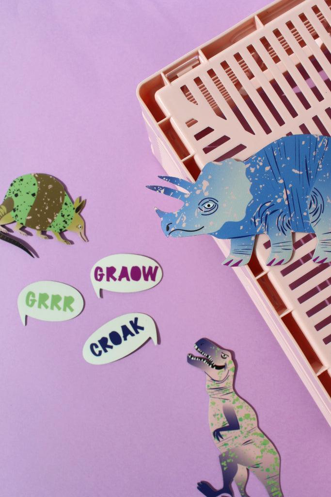 dinosaures triceratops tyranosaure jeu magnetique ludique et eductif pour enfant ma cabane a reves