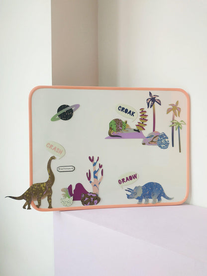 Magnet aimant jeu éducatif magnétique Fabrikadinosaures dinosaures tricératops brachiosaure ardoise blanche vélleda couleur diplodocus fougère préhistoire cétacé dino dinosaure