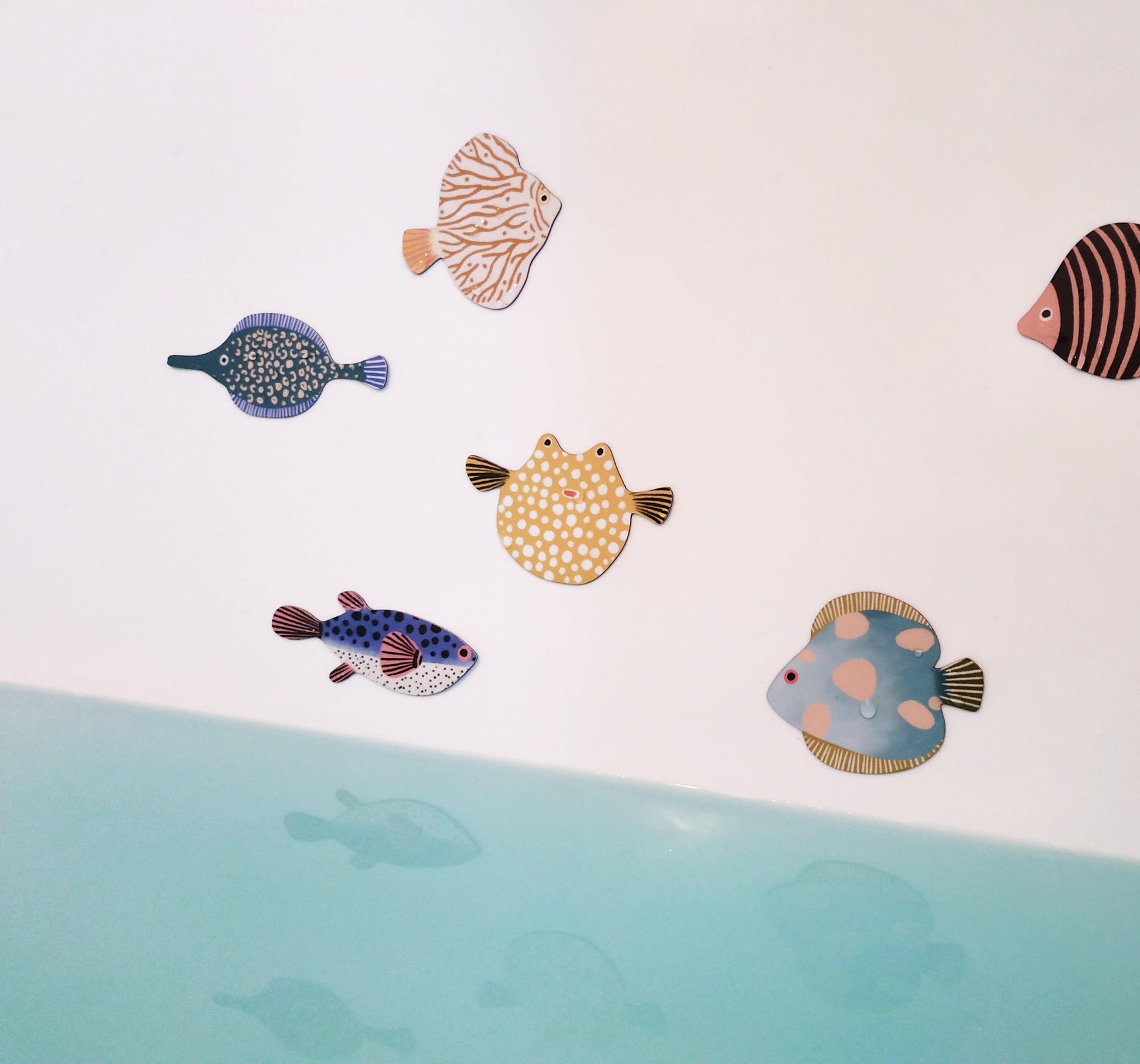 Magnet aimant jeu éducatif magnétique Fabrikaocéan océean mer poisson clown raie poisson lune perroquet bain baignoire résistants à l'eau couleur colori